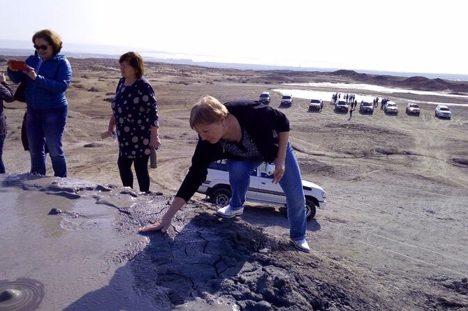 4x4 Jeep Tour - Secrets of Gobustan and Mud Volcanoes - The ride out from Baku