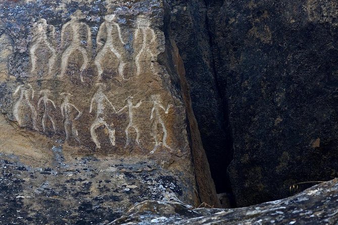 All inclusive! Qobustan, Mud Vulcano, Ateshgah & Yanardag Fire Mountain Tour - Comfort, transport, and the practical tradeoffs