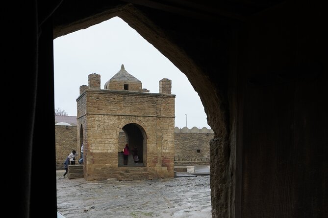 Ateshgah Fire Temple and Yanardag Fire Mountain Private Tour - Who will enjoy this private outing?