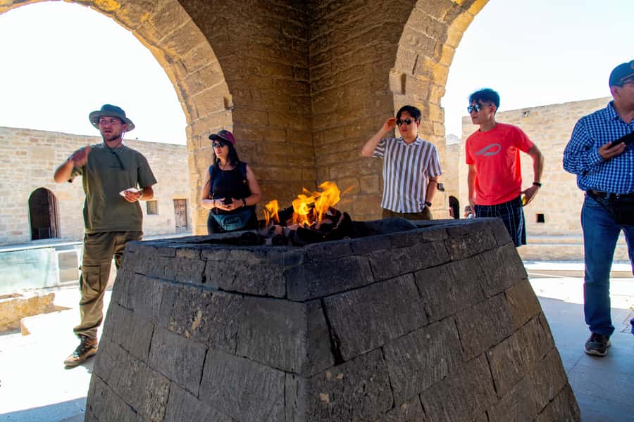 Baku: Atashgah Fire Temple & Burning Mountain Half-Day Tour - Why Ateshgah is more than a quick photo stop