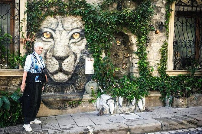 Baku City Tour and Old town without transportation service - Entering Baku’s 22-hectare Inner City