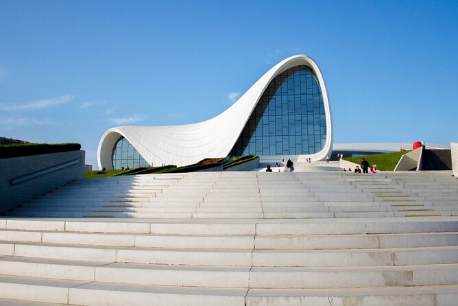 Baku city tour - The hotel pickup sets the tone