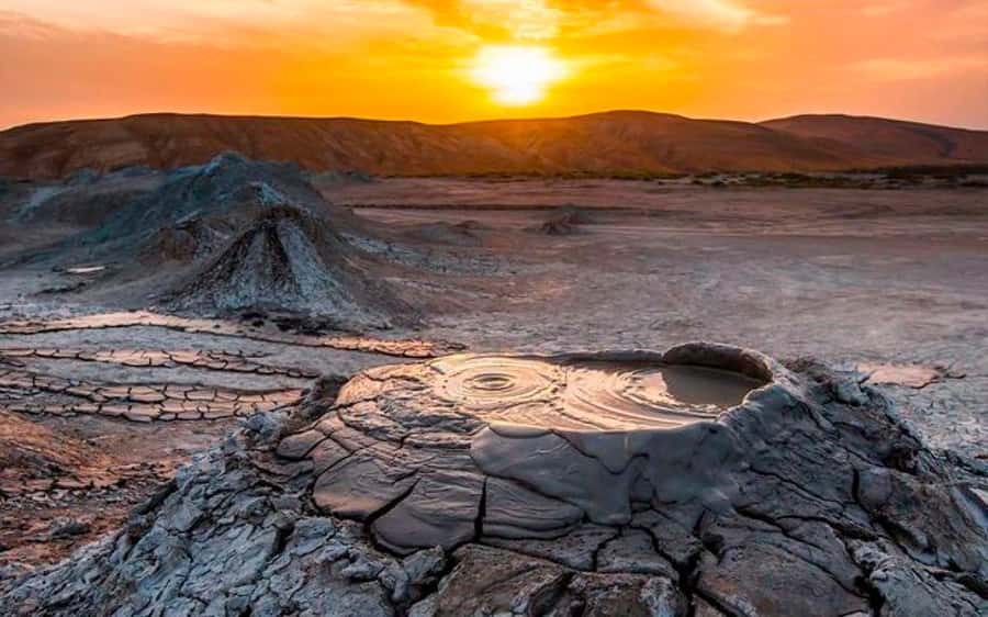 Baku: Gobustan Absheron Tour Entry Tickets included - Why this Baku day trip is such a useful introduction