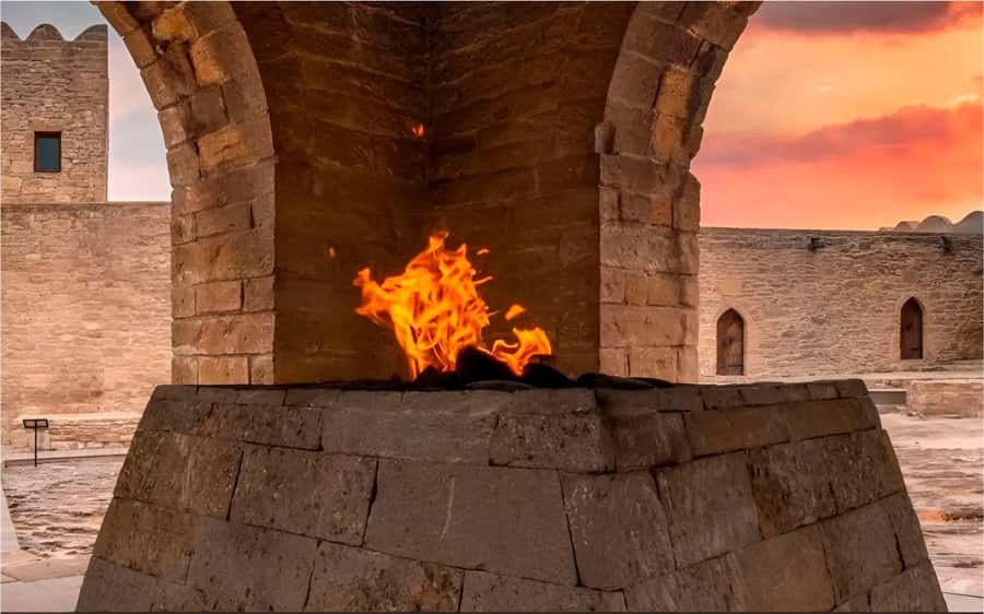 Baku: Gobustan Absheron Tour Entry Tickets included - Gobustan: prehistoric life carved into stone