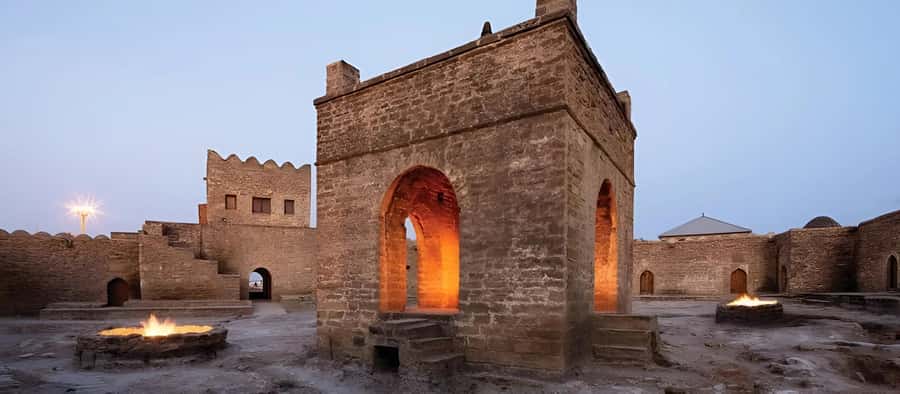 Baku: Gobustan & Absheron with Mud Volcanoes & Fire - Why this Baku day trip works