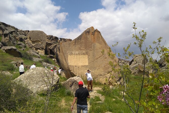 Baku: Gobustan, Mud Volcano, Fire Temple & Burning Mountain - Mud volcanoes and the required 4x4 transfer