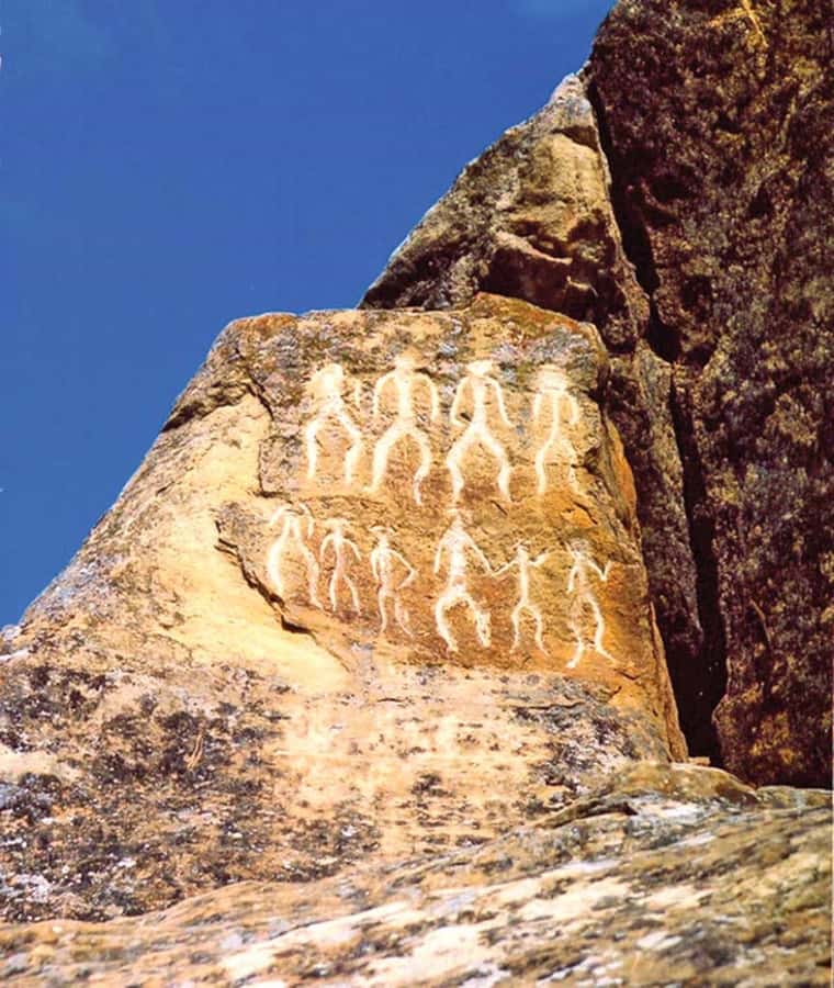 Baku:Gobustan Mud Volcanoes Temple & Entry tickets included - Gobustan rock art and the oldest chapter of the day