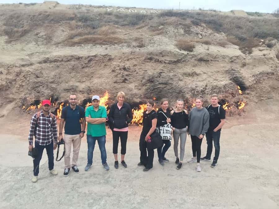 Baku: Gobustan, Volcanoes, Fire Temple and Yanardag Day Trip - Ateshgah, Baku’s fire temple