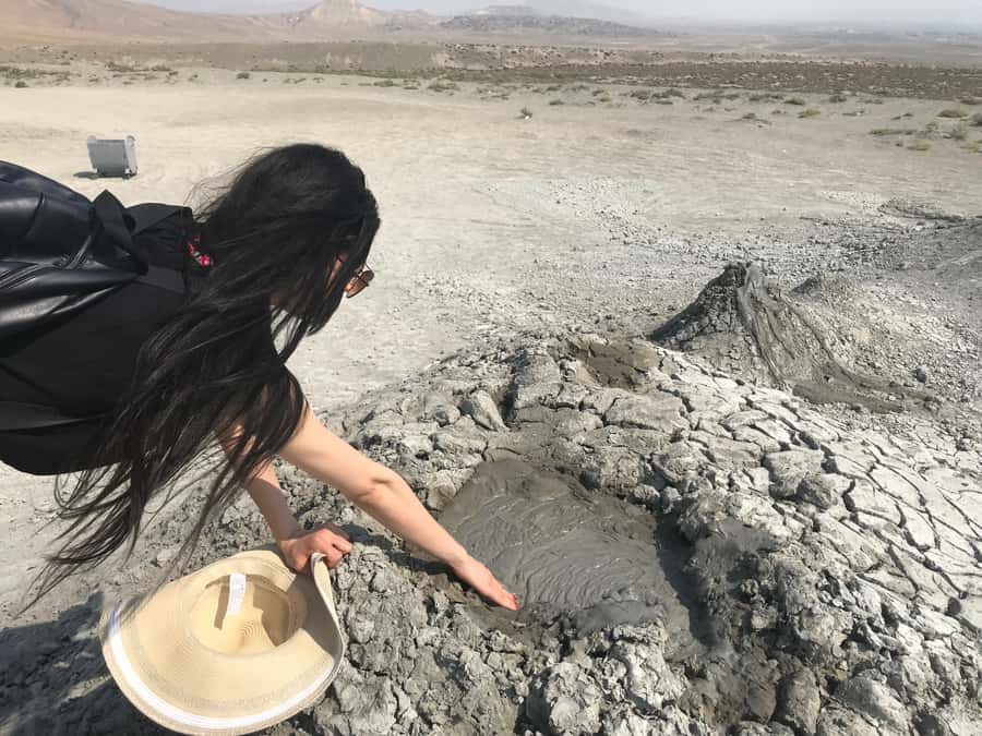 Baku: Half-Day Gobustan and Mud Volcanoes Tour with Entry - Why this half-day route works from Baku