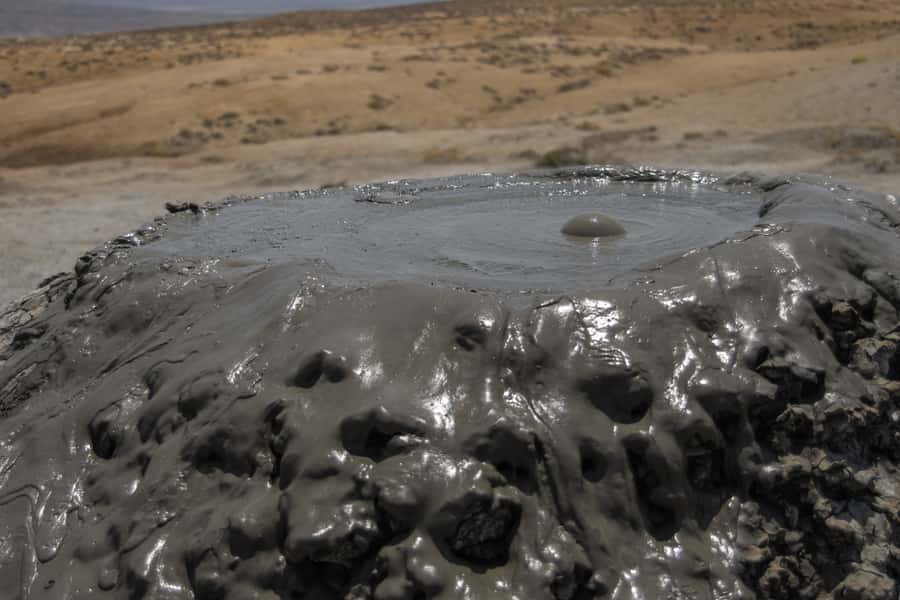 Baku: Half-Day Gobustan and Mud Volcanoes Tour with Entry - Who should book this tour?