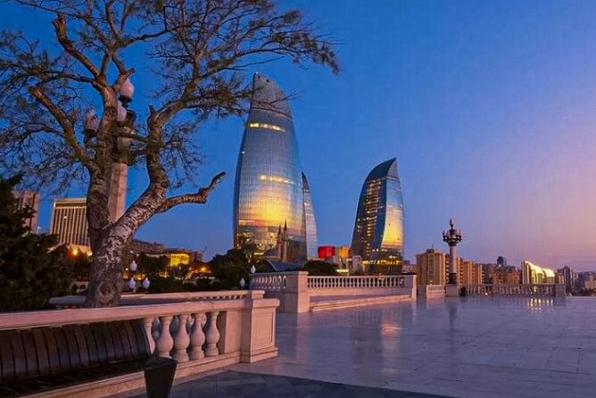 Baku Night City Tour Discover the Magic of Illuminated Landmarks - What the guide adds to the evening