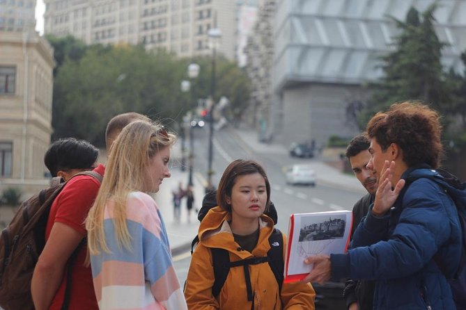 Baku Oil Heritage & Old Town Walking Tour - Starting at Fountain Square