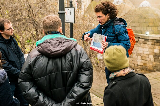 Baku Oil Heritage & Old Town Walking Tour - Saadet Sarayi and the personal side of oil wealth