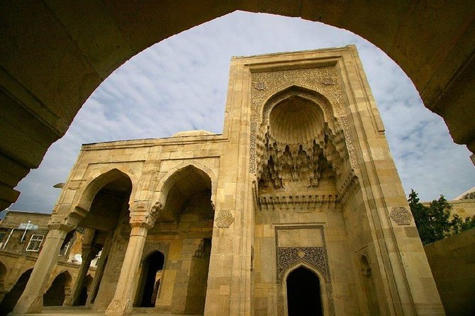 Baku Old City Tour - The Miniature Books Museum adds a welcome change of pace