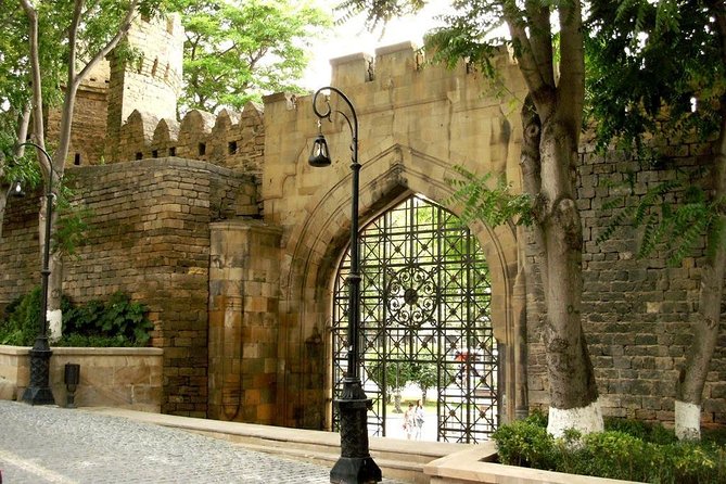 Baku Old City Tour - The Vahid Monument and a modern cultural note