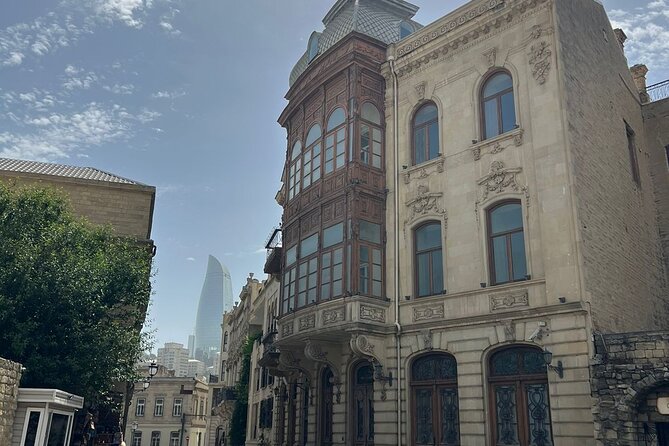 Baku's Ancient Heart - Azerbaijani tea and the Mugam Club