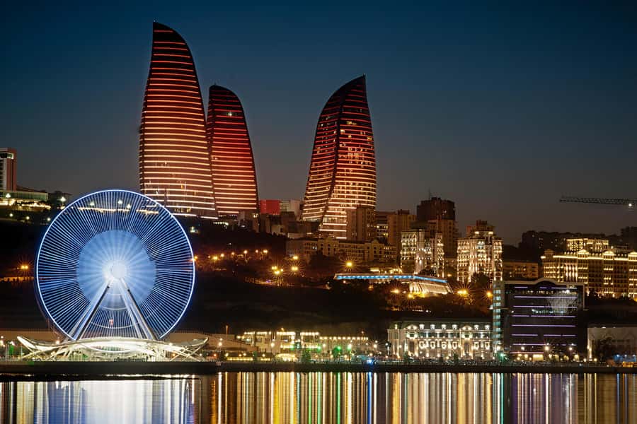 City Highlights Bike Tour - Azneft Roundabout and Baku’s mixed character