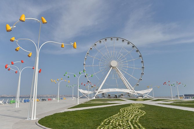 City Tour in Baku - Nizami Street and Fountain Square