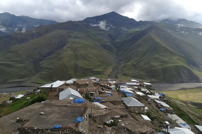 Day Trip to Khinalug, Guba - What the private format changes