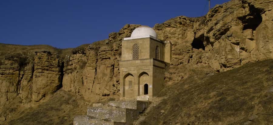 From Baku: Shamakhi City and Alpaca Farm Tour - Leaving Baku with hotel pickup