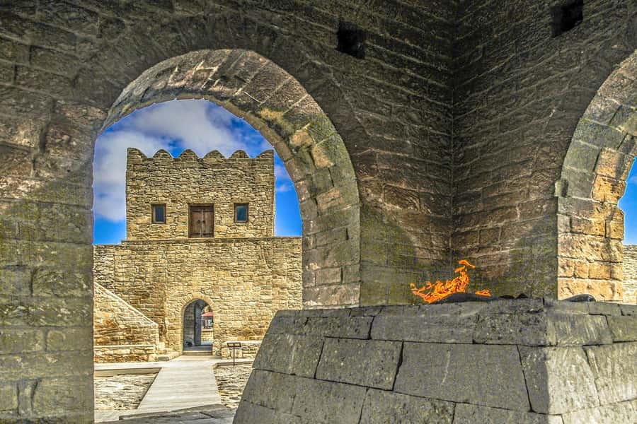From Baku: Yanar Dag, Gobustan and Absheron Day Trip - The mud volcano ride and its extra 30 AZN cost