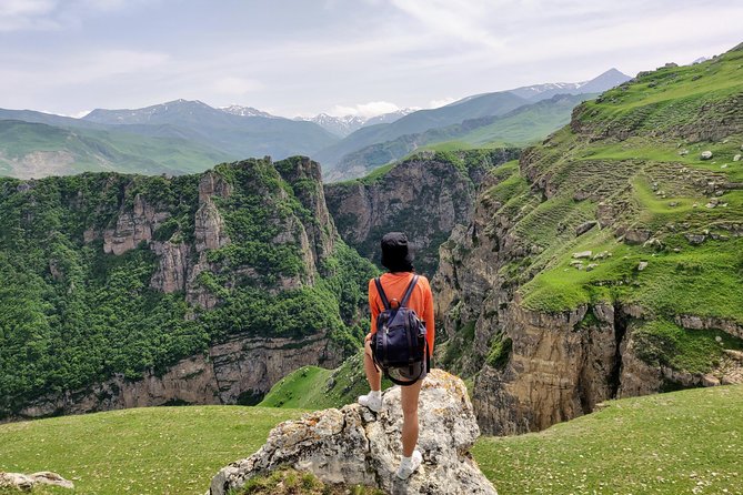Full Day Private Griz Waterfall Hiking Tour With Home-Made Lunch - A homemade Caucasian lunch with a local family