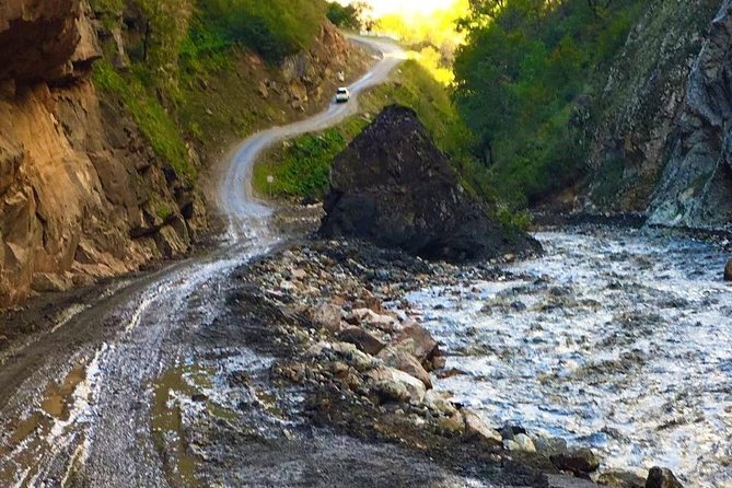 Full-Day Private Tour of Guba and Khinalig - The road to Khinalig is part of the attraction