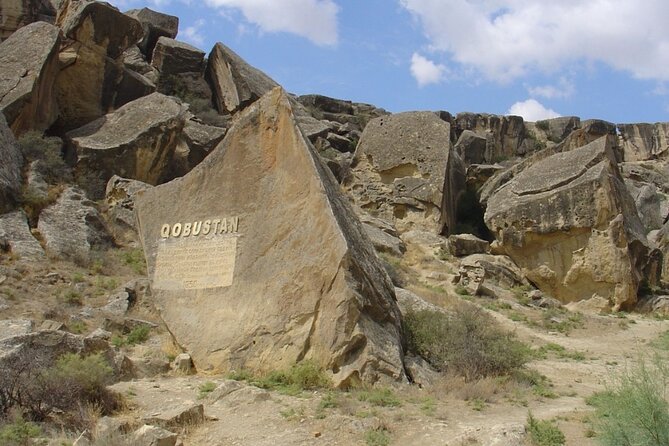 Gobustan-Absheron Tour - The Gobustan museum adds needed context