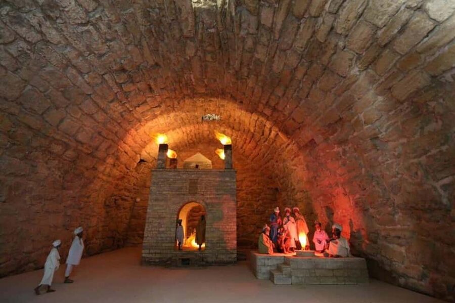 Gobustan and Fire temple Tour with Polish speaking guide - What the $65 price really covers