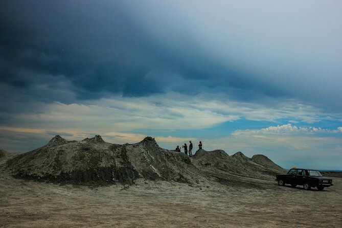 Gobustan and Mud volcanoes PRIVATE TOUR - Who should book this private tour