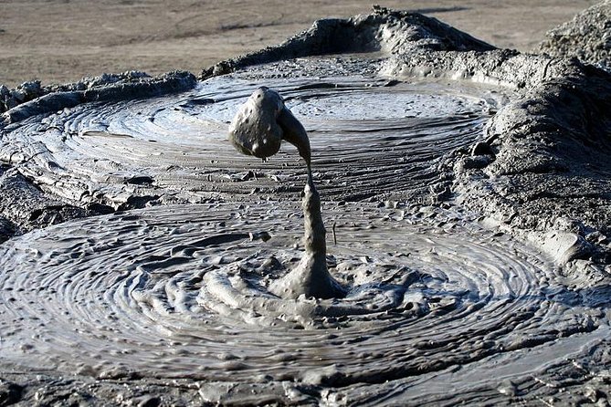 Gobustan National Park & Mud Volcanoes Tour - What the private format changes
