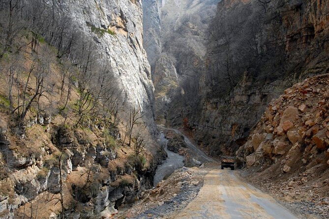 Guba and Khinalig Village Tour (Full-Day) Including Lunch - Besh Barmag Mountain and the first taste of the north