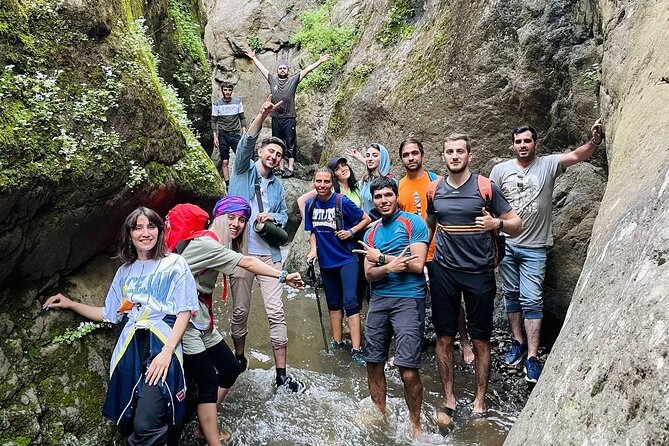 Hiking to Mystic Nisagala Canyon - What the group atmosphere adds