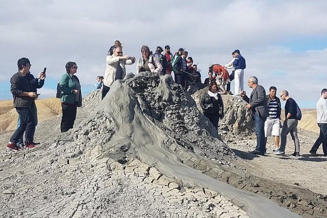 Mud Volcanoes & Gobustan tour (Group & Private) - The guide can make or break the outing
