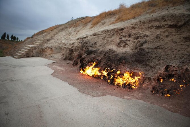 Mystic Ateshgah and Yanar Dag Tour - Why these two fire sites matter