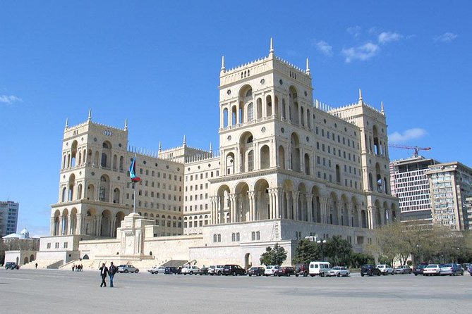 Old and Modern Baku City Private Tour - One Hour Inside Baku’s UNESCO-Listed Old City