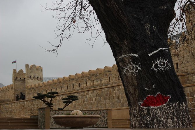 Old and Modern Baku City Private Tour - Baku Boulevard and a Century of Caspian Waterfront