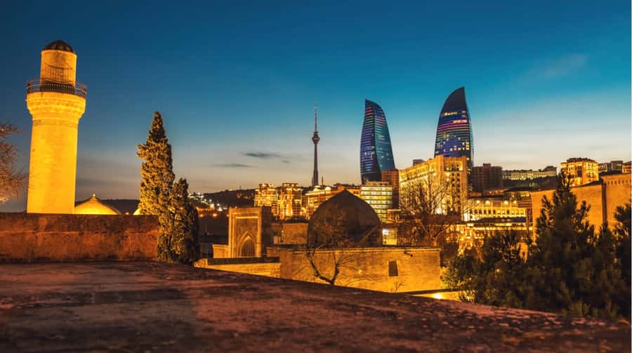 Old and Modern Baku City Tour - Why this four-stop route works