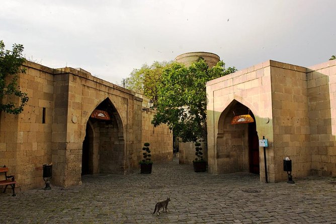 Old City Walking Tour - Juma Mosque, hamams, and smaller Old City details
