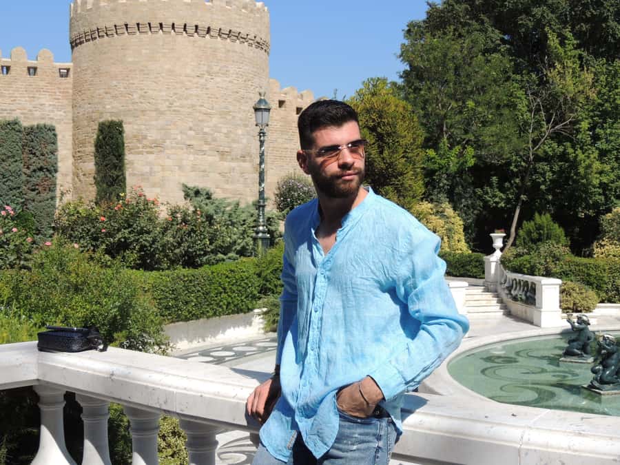 Private Baku Old City Photoshoot - The first photo stops inside Baku’s Old City