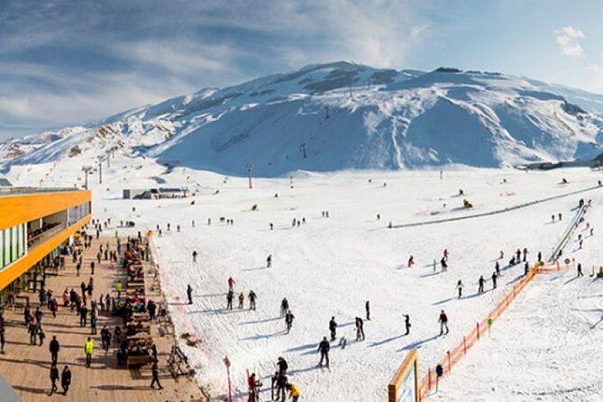Shahdag Sightseeing and Candy Cane mountain Group Tour - Besh Barmag offers a second viewpoint